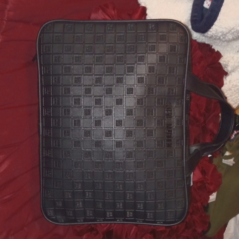 Steve Madden Luggage Carrier or Makeup Bag